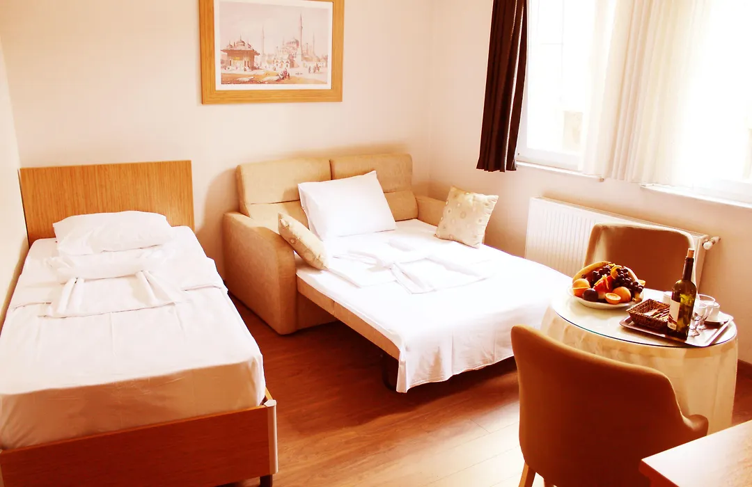 Agora Boutique Hotel & Bistro-1