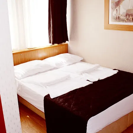Agora Boutique Hotel & Bistro-2