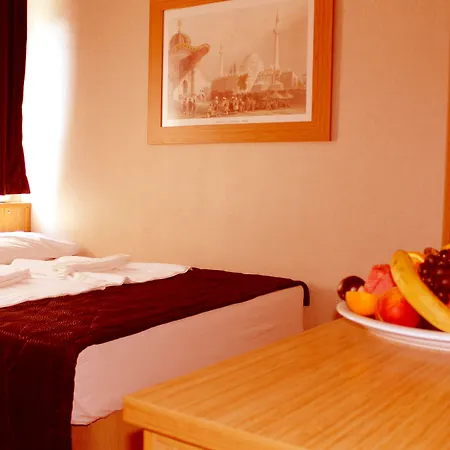 Agora Boutique Hotel & Bistro-3